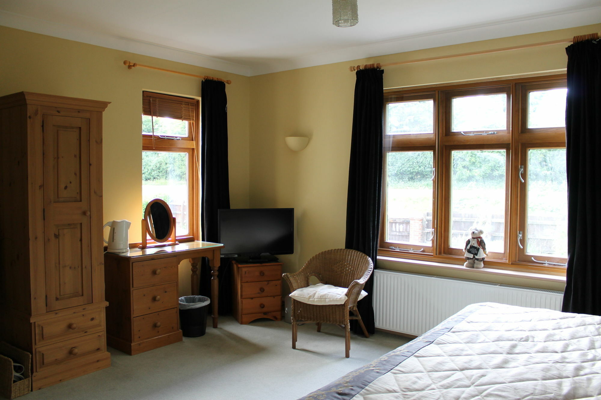 Homelea Bed And Breakfast Canterbury Exterior photo